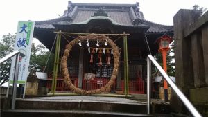 夏越大祓　茅の輪くぐり　藤岡諏訪神社
